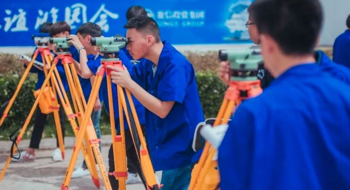 實訓(xùn)實習(xí)